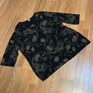 Studio Black 1940 3/4 sleeve black and gold paisley blouse. Size 2X.